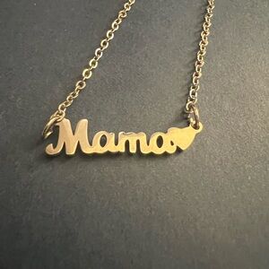 Silver tone “mama” necklace